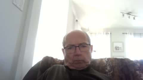 bernard1102 online show from February 22, 5:55 pm