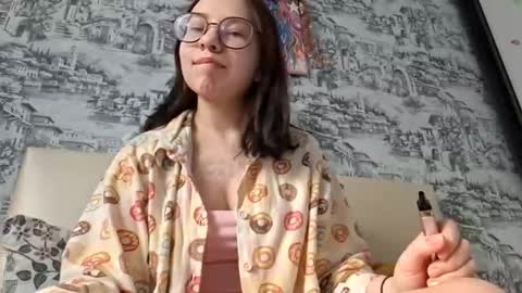 Snapshot of bernardavalent chatting on February 23, 6:00 am Draga online show from February 23, 6:00 am