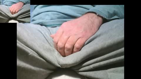 Snapshot of bernardo1968 chatting on January 2, 12:24 pm bernardo1968 online show from January 2, 12:24 pm