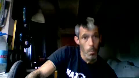 bernichaos77 online show from May 6, 6:46 pm