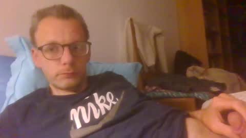 Snapshot of bernie484237 chatting on May 14, 9:54 pm Bernie online show from May 14, 9:54 pm