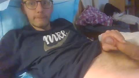 Snapshot of bernie484237 chatting on May 15, 12:34 pm Bernie online show from May 15, 12:34 pm