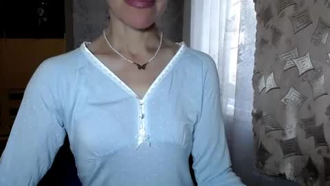 Snapshot of berry2024 chatting on June 17, 6:38 am berry2024 online show from June 17, 6:38 am
