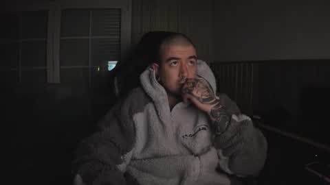 berto3389 online show from November 30, 1:42 am