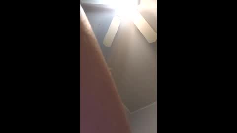 Snapshot of bertpace9296 chatting on May 6, 2:40 am bertpace9296 online show from May 6, 2:40 am