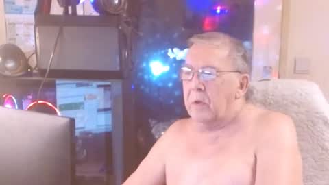 jean online show from March 2, 12:42 am