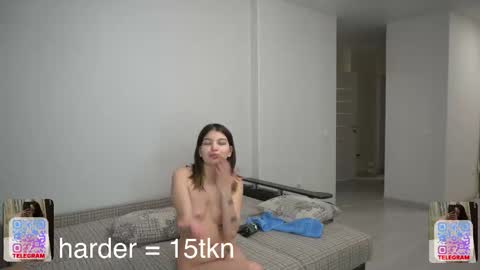 Snapshot of best_fucks chatting on January 6, 8:34 pm AndrewEva online show from January 6, 8:34 pm