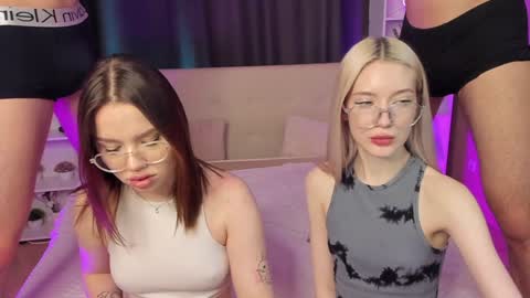 Danny and Kira online show from February 3, 11:26 pm