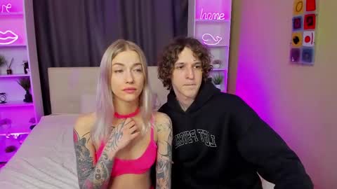 Danny and Kira online show from March 8, 8:33 am