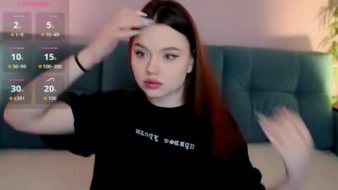 Danny and Kira online show from September 15, 8:25 am