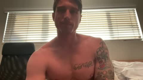 Snapshot of bestcoast35 chatting on January 2, 10:11 pm Bestcoast3579 online show from January 2, 10:11 pm