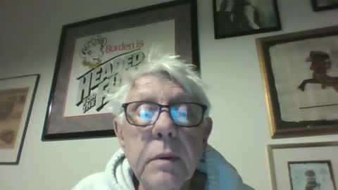 bestshot1951 online show from February 24, 2:20 am