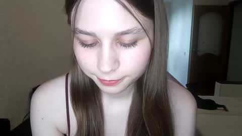 Leila online show from June 26, 11:03 am