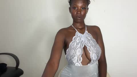 Snapshot of betty_fire_ chatting on May 18, 11:49 am Adah online show from May 18, 11:49 am