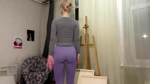 Hinata online show from February 22, 11:20 am