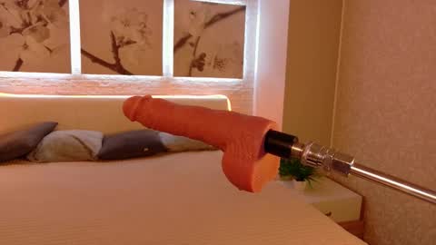 Betty online show from February 6, 8:23 pm