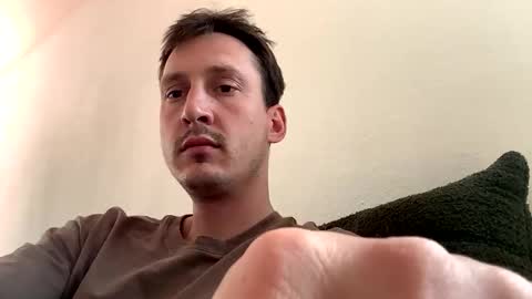 Snapshot of beutlin1234 chatting on May 3, 1:39 pm Freshmilk online show from May 3, 1:39 pm