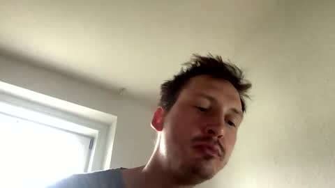 Snapshot of beutlin1234 chatting on May 6, 3:39 pm Freshmilk online show from May 6, 3:39 pm