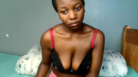 Snapshot of beverly_bay chatting on May 23, 10:52 am beverly online show from May 23, 10:52 am