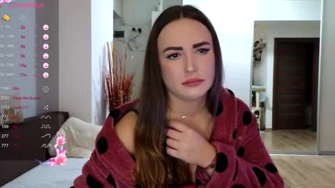   BeyonceDoll       Twitter DollBeyonce    online show from December 5, 2:58 pm