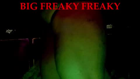 Snapshot of bff405 chatting on March 28, 11:21 am BigFreakyFreaky online show from March 28, 11:21 am