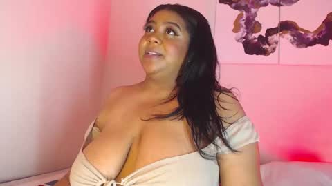 Snapshot of bianca_follerach_ chatting on April 28, 11:26 am Bianca Follerach online show from April 28, 11:26 am