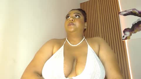 Snapshot of bianca_follerach_ chatting on May 16, 6:50 pm Bianca Follerach online show from May 16, 6:50 pm