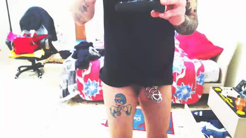 Snapshot of biangel92 chatting on February 24, 4:47 pm BiAngel online show from February 24, 4:47 pm
