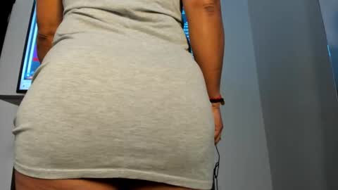 bibiana_js_ online show from February 4, 1:06 pm