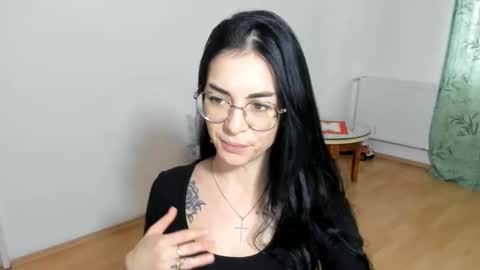 innasugarwild online show from January 10, 6:31 am