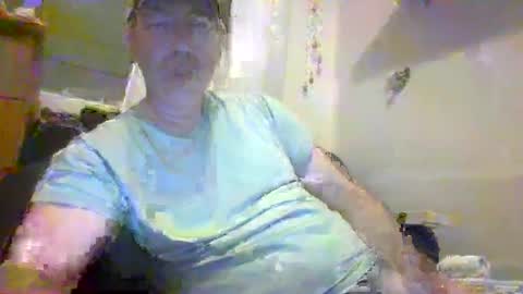 Snapshot of bibo64_99 chatting on July 19, 7:28 pm bibo64_99 online show from July 19, 7:28 pm