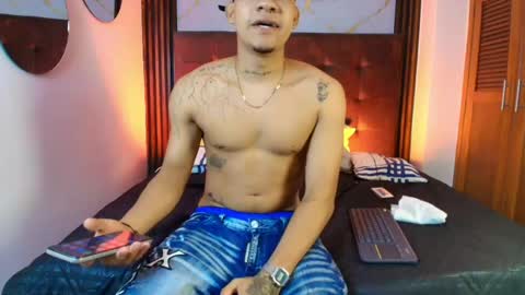 Snapshot of bick_jhonn chatting on May 12, 8:06 pm Bick Khonn online show from May 12, 8:06 pm