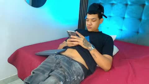Snapshot of bick_jhonn chatting on May 27, 7:55 pm Bick Khonn online show from May 27, 7:55 pm