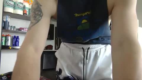 Snapshot of bicyclesocks chatting on May 7, 12:49 am bicyclesocks online show from May 7, 12:49 am