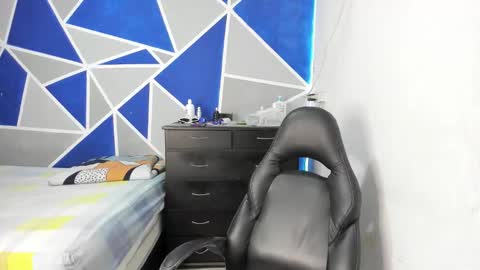 big_black11 online show from January 10, 12:40 pm