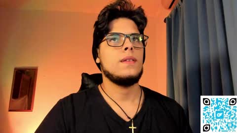 Snapshot of big_cockjughead chatting on May 22, 2:19 am Logan Sprouse online show from May 22, 2:19 am