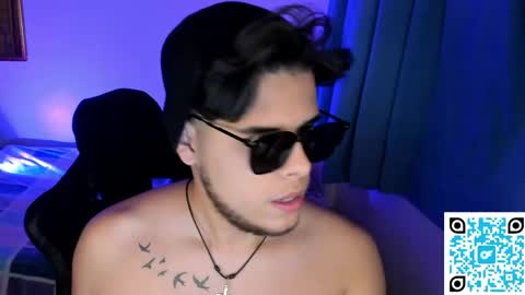 Snapshot of big_cockjughead chatting on May 31, 11:17 pm Logan Sprouse online show from May 31, 11:17 pm