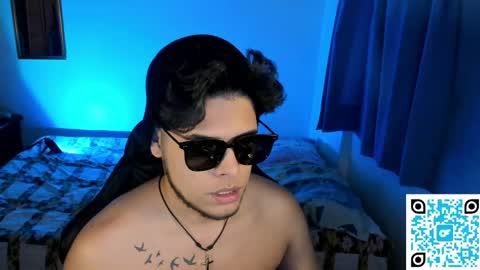 Snapshot of big_cockjughead chatting on June 1, 10:55 pm Logan Sprouse online show from June 1, 10:55 pm