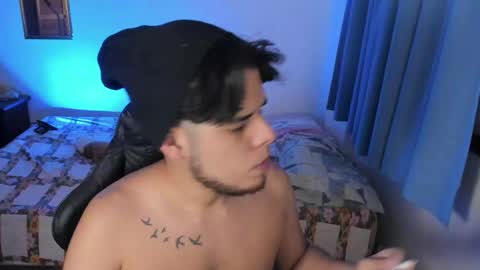 Snapshot of big_cockjughead chatting on June 5, 12:06 am Logan Sprouse online show from June 5, 12:06 am