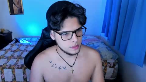 Snapshot of big_cockjughead chatting on June 6, 3:00 am Logan Sprouse online show from June 6, 3:00 am