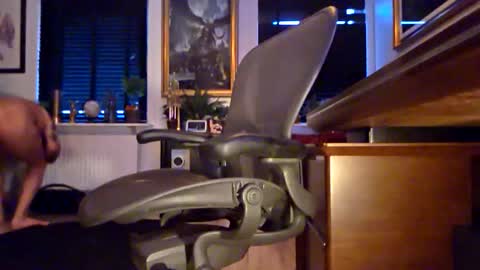 Snapshot of big_dick_from_sweden chatting on May 17, 7:32 pm Threesome fun online show from May 17, 7:32 pm