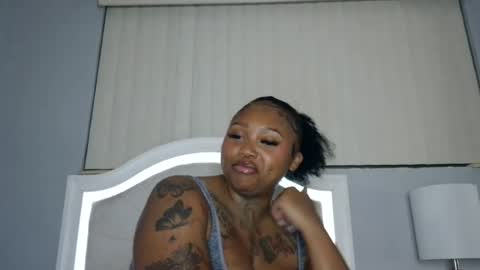 Big Lavish online show from July 19, 4:16 am