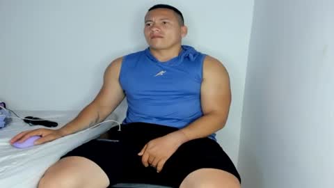 Snapshot of big_pecs_1 chatting on June 15, 10:45 pm LEO online show from June 15, 10:45 pm