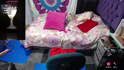 Snapshot of bigassruby45 chatting on March 7, 9:48 pm bigassruby45 online show from March 7, 9:48 pm