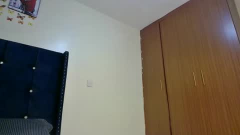 bigbaby004 online show from March 2, 6:59 pm