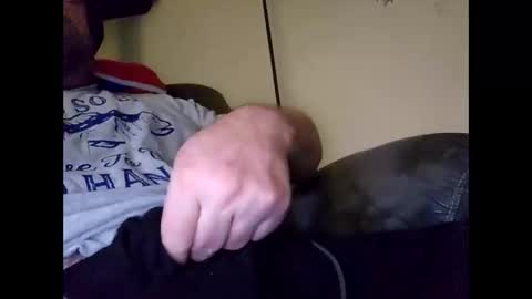 Snapshot of bigbadray69 chatting on December 14, 5:58 pm Little cock online show from December 14, 5:58 pm