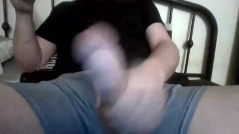 Snapshot of bigbagz2021 chatting on February 7, 2:15 am BigBagz online show from February 7, 2:15 am