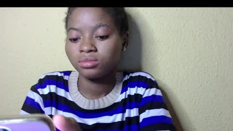 Snapshot of bigboobcreamx chatting on July 30, 8:46 am bigboobcreamx online show from July 30, 8:46 am