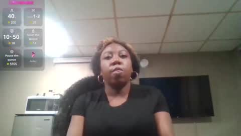 Snapshot of bigboobs_bouncin chatting on March 2, 10:48 pm Ashley online show from March 2, 10:48 pm