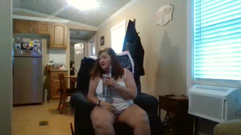 Snapshot of bigbootybitch709 chatting on March 28, 9:14 pm bigbootybitch709 online show from March 28, 9:14 pm